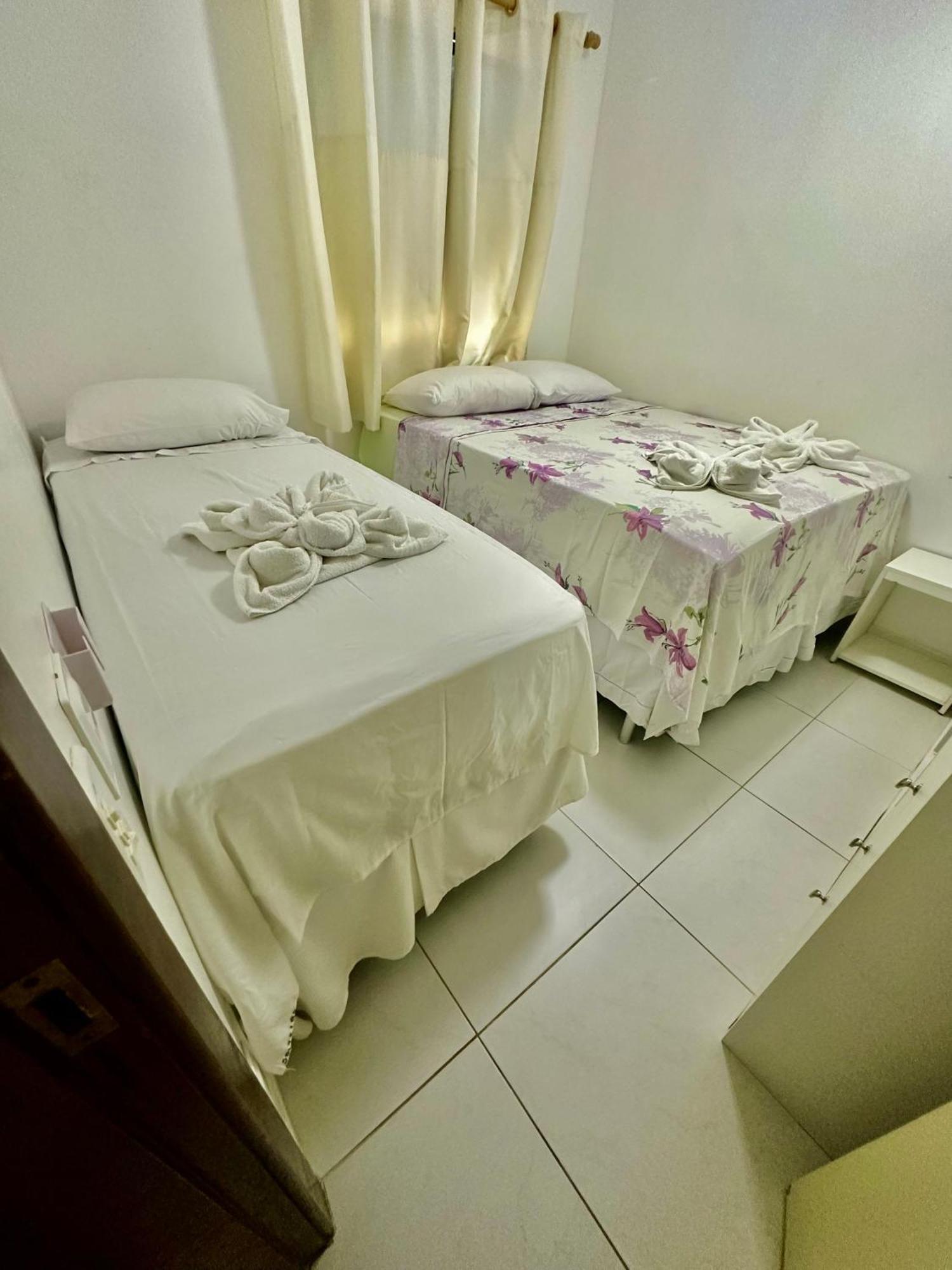 Flat Guarajuba 4 Quartos Terreo A Beira Mar - Pe Na Areia - Governanca Com Arrumadeira E Wi Fi Inclusos Apartment *